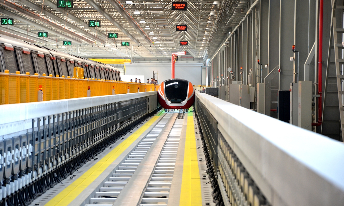 ระบบขนส่งแมกเลฟ (Maglev) ของจีนเสร็จสิ้นการดำเนินการระบบลอยตัว